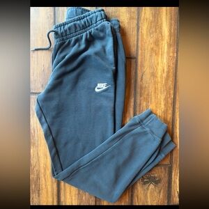 Nike Navy Joggers With Pockets